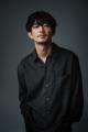 津田健次郎さんが“猫役”で魅せる「冬が嬉しくなる暖か 津田健次郎さんが“猫役”で魅せる「冬が嬉しくなる暖か