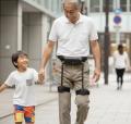 「もう一度、自分の足でどこまでも」――次世代歩行アシ