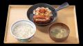 人気を博した「厚切り豚角煮定食」がレギュラーメニュ