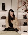 MEOVVのANNA、国内豪華セレブリティがCHARLES & KEITH