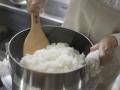 【羽釜炊きおむすび専門店】福岡 天神ビル地下飲食店