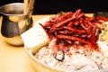 鍋の季節は“激辛”から！牡蠣×麻辣の「激辛麻辣牡蠣鍋