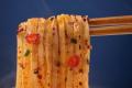 大人気『中華房 麺ピー 麻辣味/まろゴマ味』が特定非