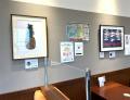 障がいのある方のアート作品を店内に展示して社会参加