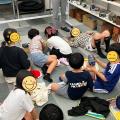 「枕ってどうやってできるの？」近隣の小学生が富士ベ
