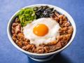 【韓丼】月見も、やっぱり肉が主役！とろろと卵黄がカ