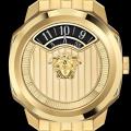 マドンナが纏った名作が、現代に蘇る。『VERSACE（ヴ