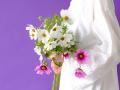 紅葉を待つだけじゃない。深まる季節を映したような花