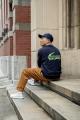 2つのアイコンがグリーンで戯れるLACOSTE × CLUBHAUS