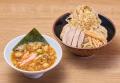 たっぷり白髪ねぎの香味と食感を楽しむ一杯。舎鈴「創