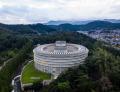 ホテル開業40周年を記念した華やかなスイーツで、クリ ホテル開業40周年を記念した華やかなスイーツで、クリ