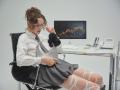 “ちら見”するチャームロボット「mirumi」、限定カラー