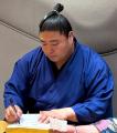 【もち吉】浅香山親方と若元春関がもち吉工場直売所に