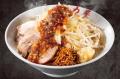 【ラーメン魁力屋】総重量約1,000gの「にんにく背脂鶏 【ラーメン魁力屋】総重量約1,000gの「にんにく背脂鶏
