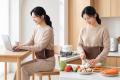 「湯たんぽを抱えたまま動けない」を解決。腰に巻いて