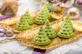 ラベンダー色に煌めく、優雅な宮殿のクリスマス「Chri