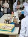 千葉県八千代市のあられ工場で「新米おかきフェア 秋