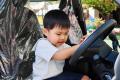 「クラクション、3歳児の力で鳴らせる?」万が一の車 「クラクション、3歳児の力で鳴らせる?」万が一の車