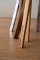 建築家 隈研吾氏がデザイン、カリモク家具製作のクリ