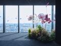 渋谷上空229mのSHIBUYA SKYに、春の訪れを告げる花々