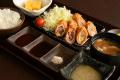 プレナ幕張「出汁ポン酢で食べるとんかつ専門店」リニ