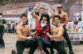 マッチョたちがお姫様抱っこ！ニコニコ超会議2025にて
