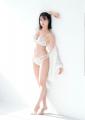 永尾まりや、正反対!? の企画となるデジタル写真集を2