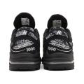 「atmos」の先鋭的なスタイルと「New Balance」のヘリ
