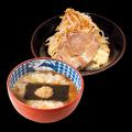 【三田製麺所】濃厚豚骨魚介スープに”背脂”と”ニンニ