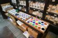 【ＢＳ日テレ】冨永愛が日本最古の絵の具店を訪問。10