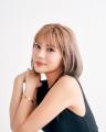 島袋聖南さんがレジーナクリニックの新イメージモデル