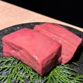 【香りで食べる焼肉】解禁。365日肉を食べる“お肉博士