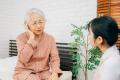 高齢化社会に向き合う──「聞こえ」の悩みとその対策と