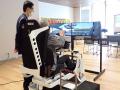 北海道警察本部に新型自動車運転シミュレーター「Safety Driving Trainer」を初導入