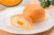 ファミリーマート「冷やして食べる とろけるくりーむパン 茨城県産赤肉メロン」7月14日（火）より新発売
