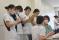 【京都橘大学】「人によりそう看護」を実践する看護師を目指してシニアミュージカル発起塾の劇団員と連携した現場演習を実施