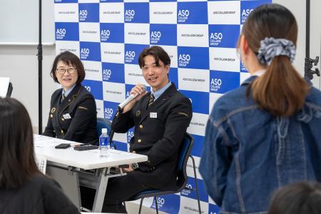JR九州博多駅と麻生専門学校グループがNFTアートコラ