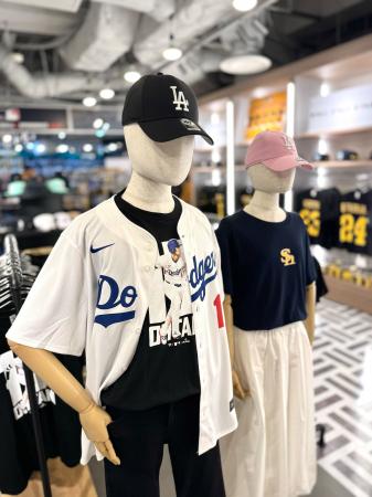 期間限定「MLB(TM) POP UP AREA」をHAWKS STOREで6/15