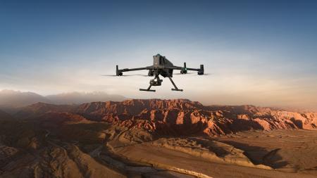 DJI Matrice 400は、インテリジェントで効率的な長時