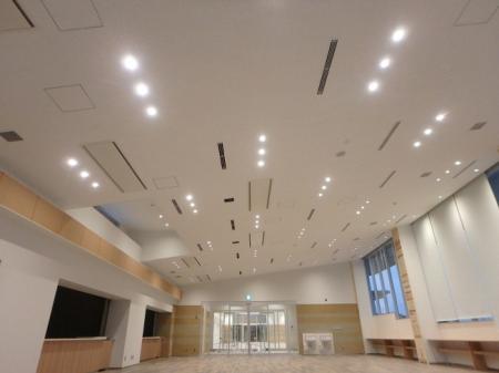 道の駅「めぐみ白山」のプレハブ冷凍冷蔵庫設置・施工