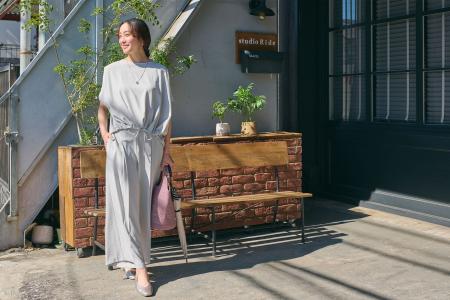 夏の装いに“さらてろ”の心地よさを。機能性と美しさを