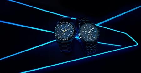 マセラティブルーに染まる、新作腕時計「BLUE EDITION