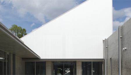 提案型助成事業（総額１億円）　図書館振興財団が募集