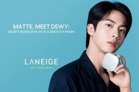 【LANEIGE】グローバルアンバサダー BTS JINの 大型ビ