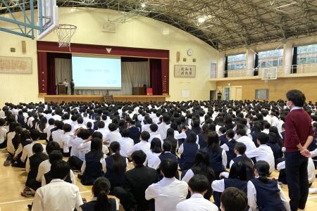 高額課金、SNSいじめから子どもを守るには？