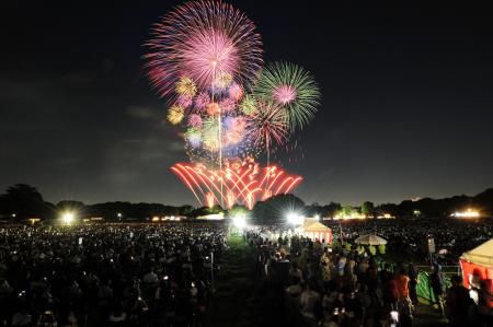 GREEN SPRINGSでウェルビーイングな花火鑑賞「立川ま