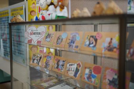 【宮崎県国富町】演歌歌手二見颯一さんの関連グッズ展
