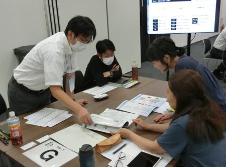 中小企業×デザイナー“経営にデザインを活かす力”utf-8