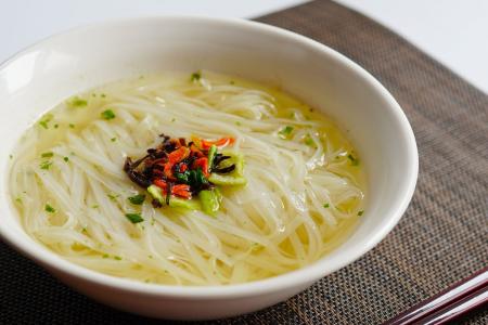 非常食に新しい選択肢を！「お米でできた麺で食べる 