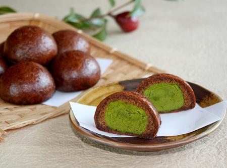 【予約殺到】抹茶好き必見の「かりんとう饅頭〈抹茶味